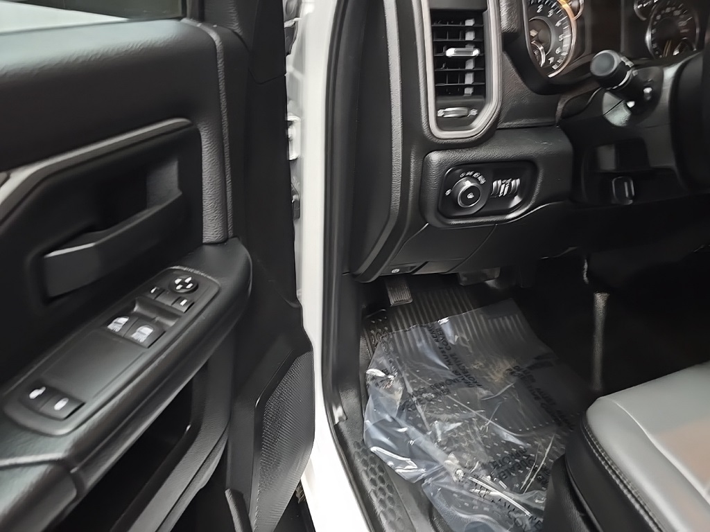 2020 Ram 2500 Tradesman photo 24