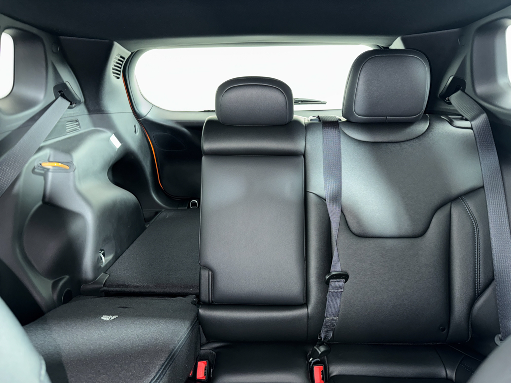 2026 Jeep Compass Limited Altitude photo 4