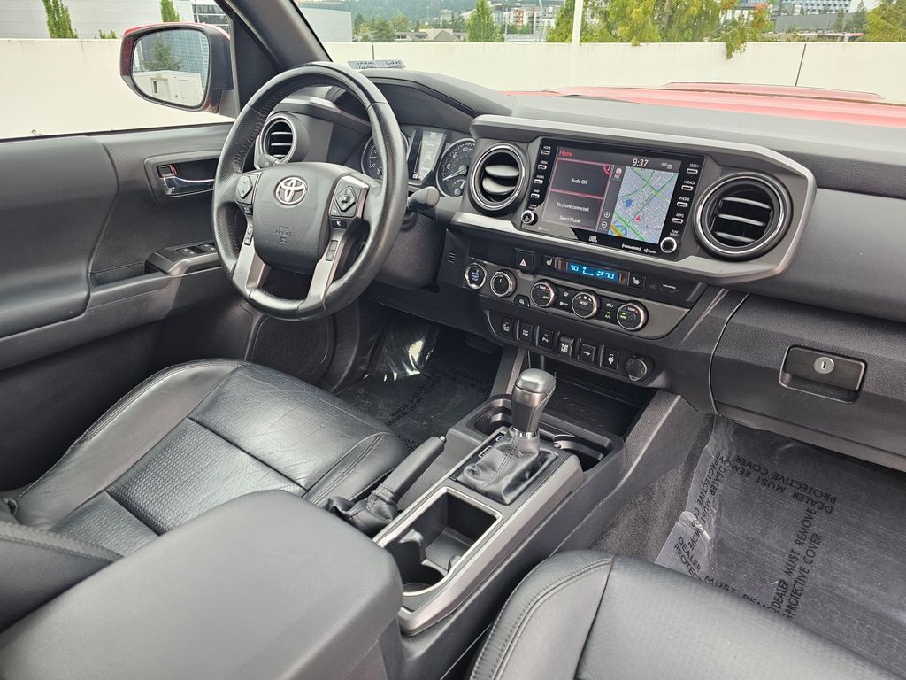 2022 Toyota Tacoma TRD Sport photo 10