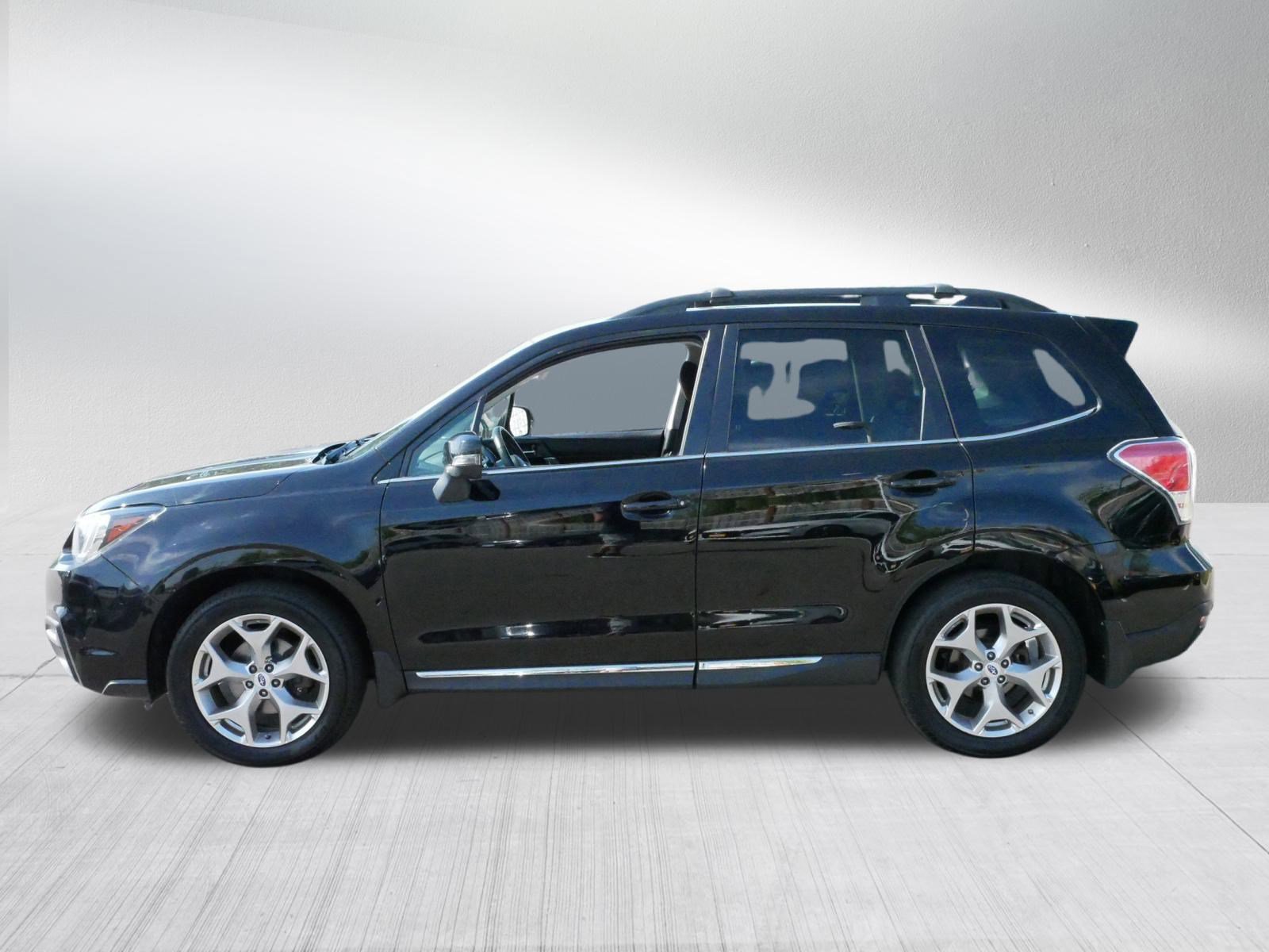 2018 Subaru Forester Touring photo 5