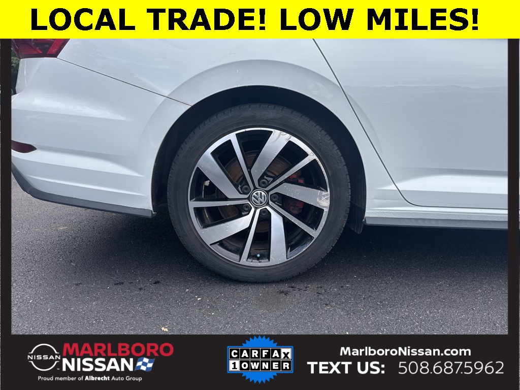 2021 Volkswagen Jetta GLI 2.0T S photo 9