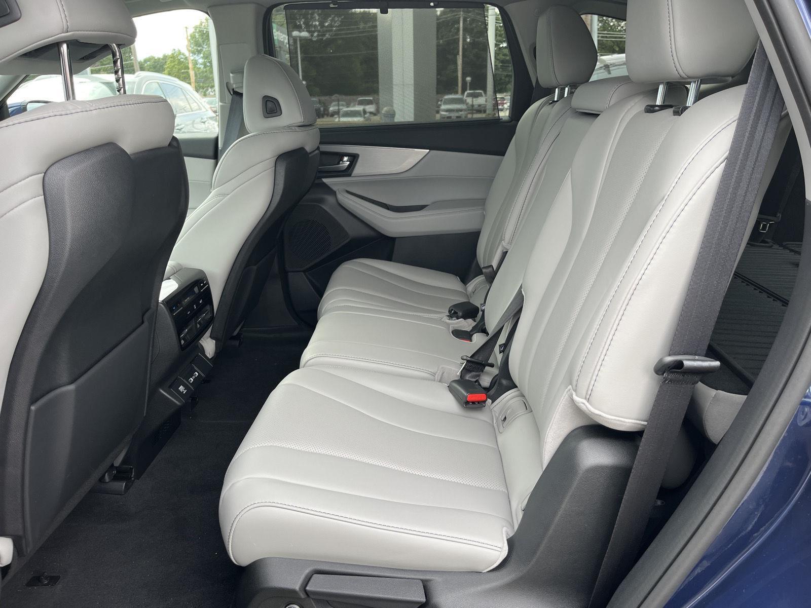 2023 Acura MDX SH-AWD Technology photo 12