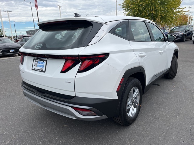 2026 Hyundai Tucson SE photo 5
