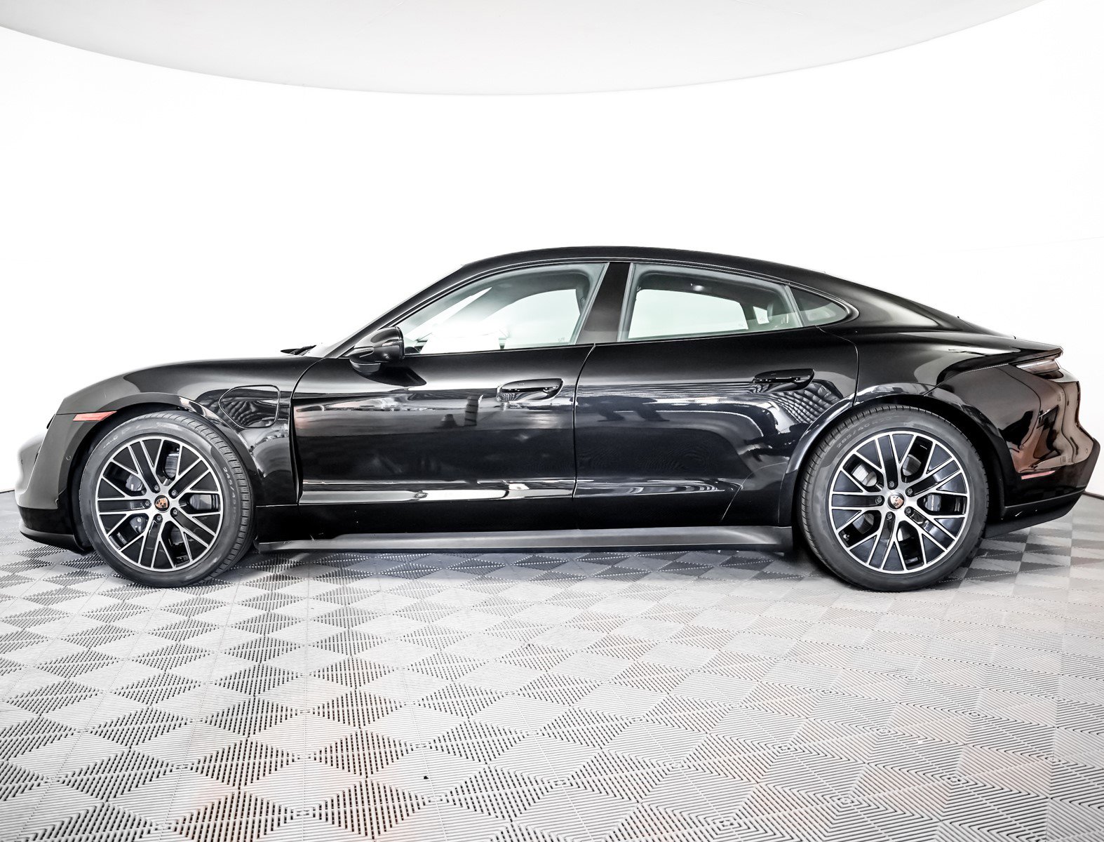 Certified 2024 Porsche Taycan Base with VIN WP0AA2Y15RSA10733 for sale in Riverside, CA