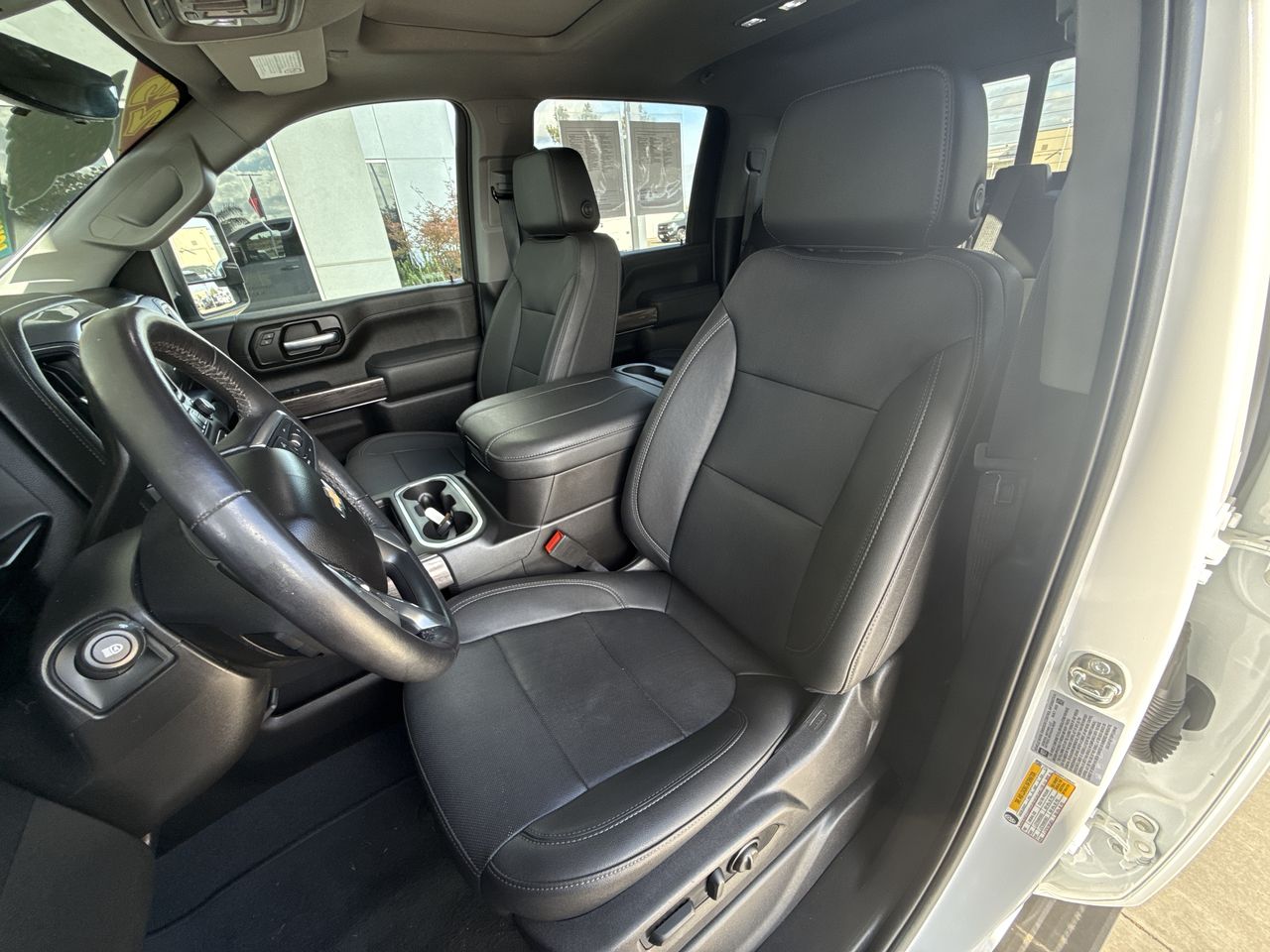 2023 Chevrolet Silverado 3500HD LTZ photo 10