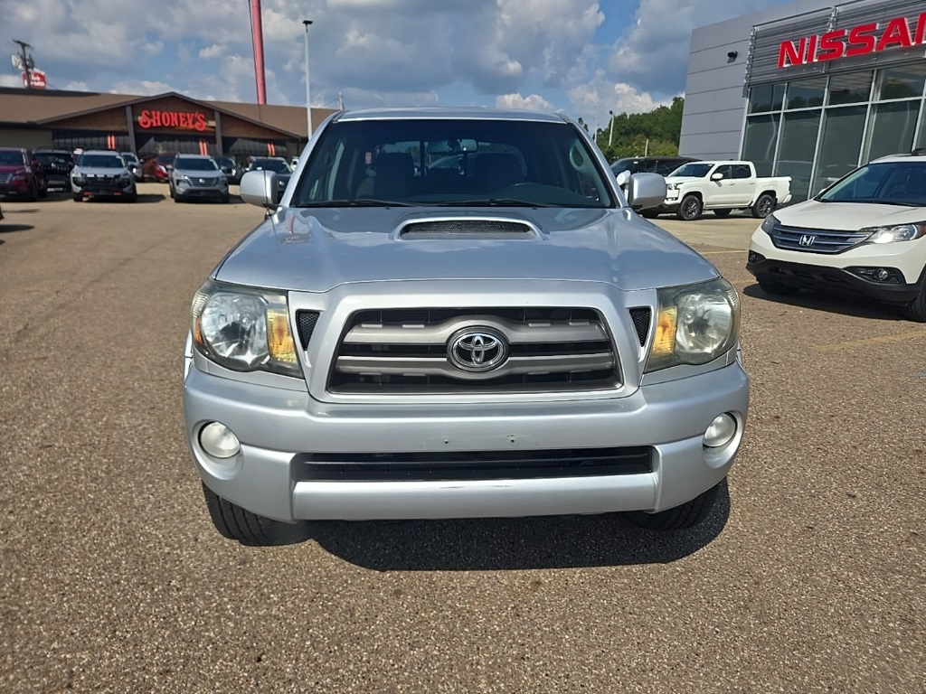 2010 Toyota Tacoma Base photo 2
