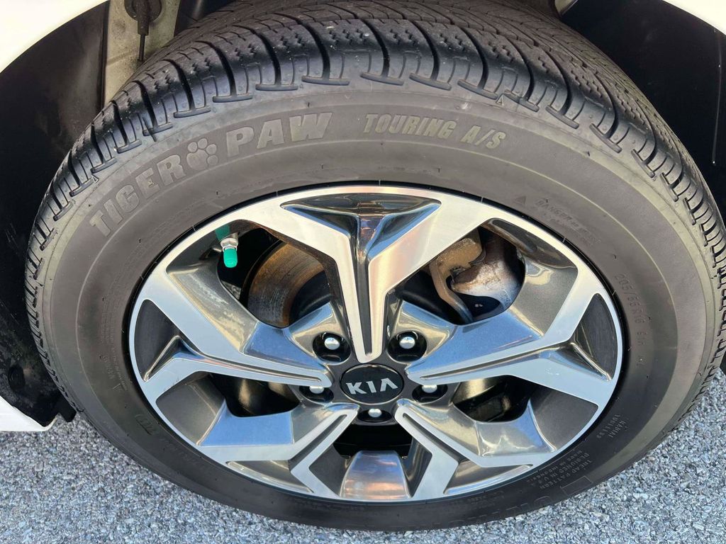 2021 Kia Forte LXS photo 31