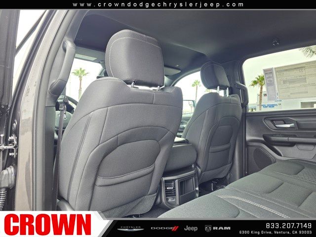 2025 Ram 1500 Tradesman photo 12