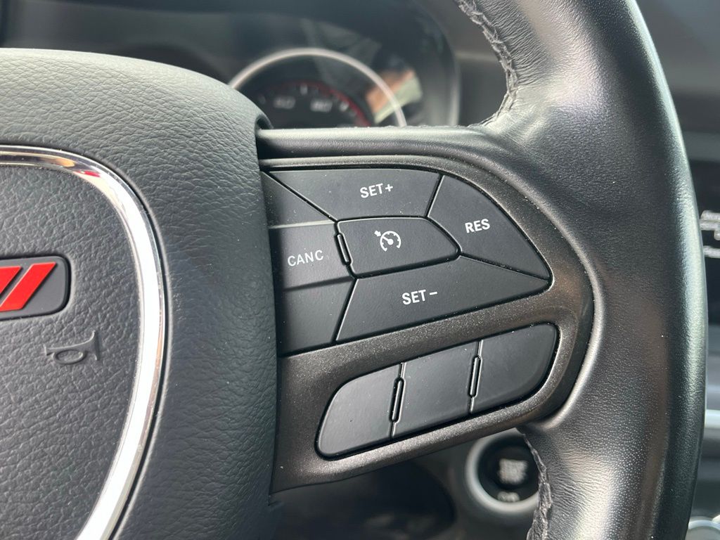 2022 Dodge Charger SXT photo 9
