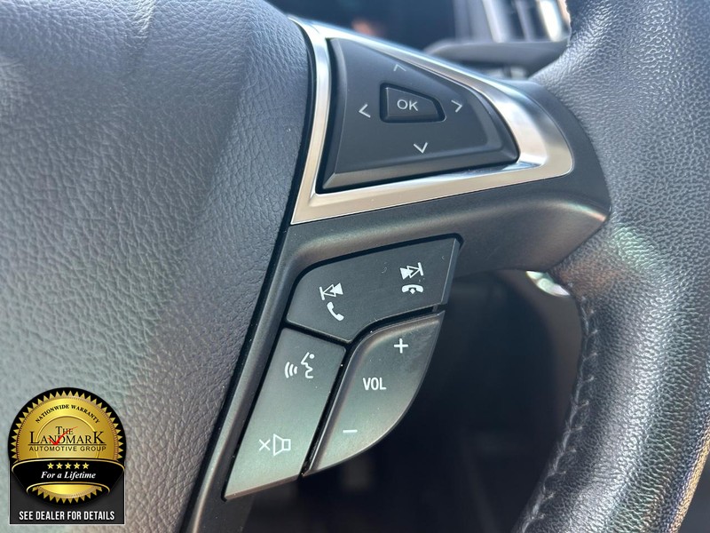 2023 Ford Edge SEL photo 10