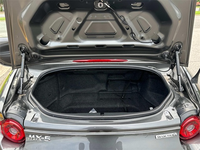 2024 Mazda MX-5 Miata Miata Grand Touring photo 28