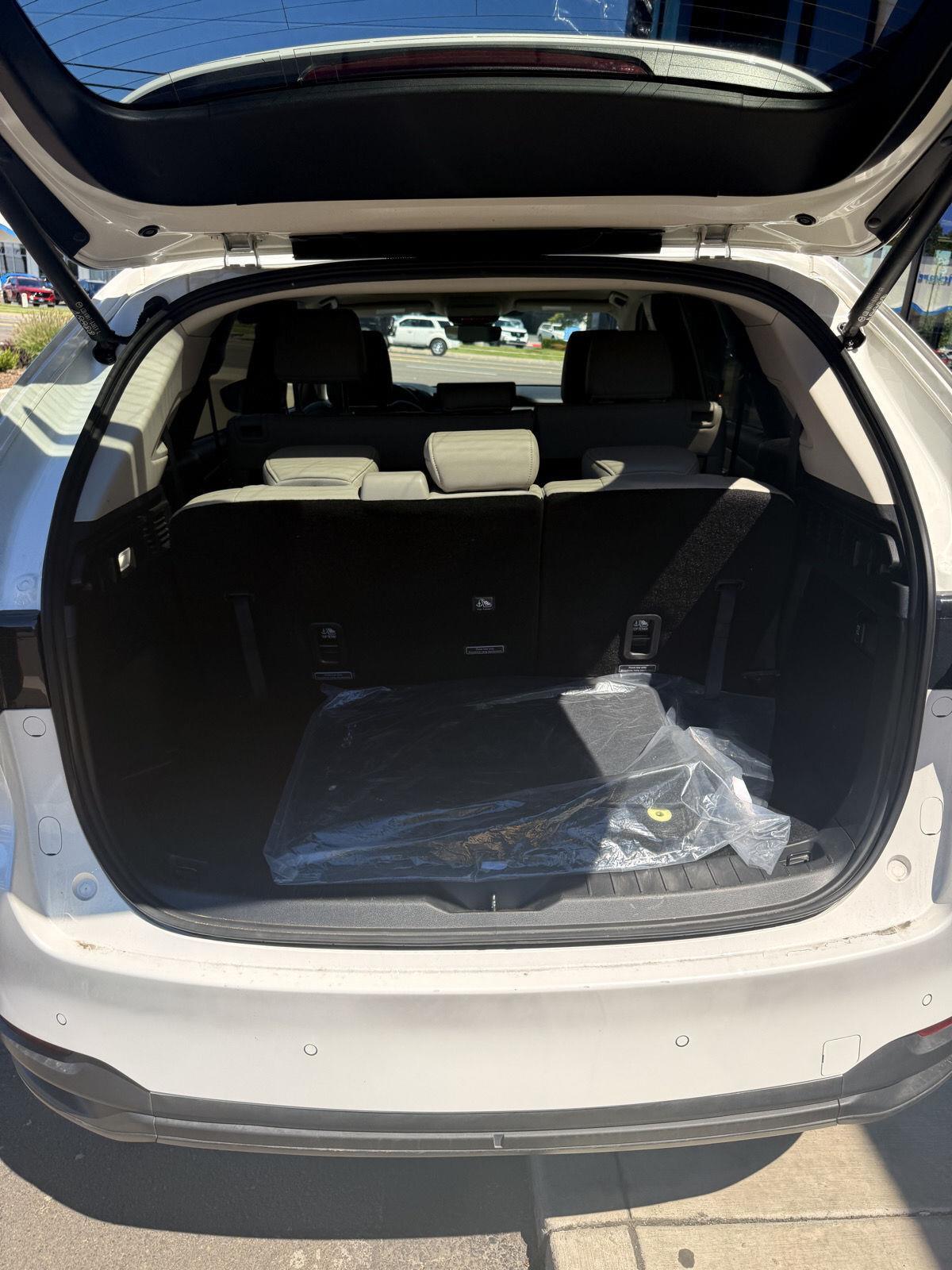2025 Mazda CX-90 Preferred photo 10