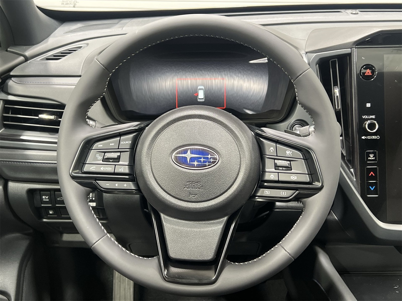 2025 Subaru Forester Premium photo 14