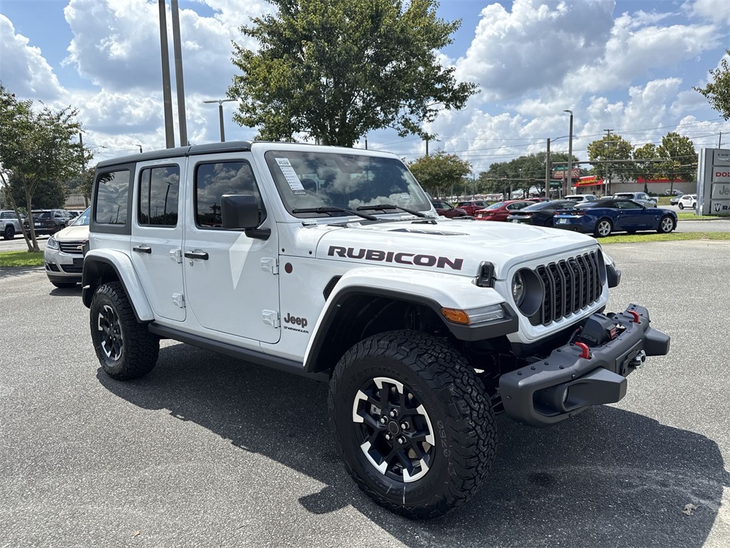 2025 Jeep Wrangler 4-Door Rubicon's photo