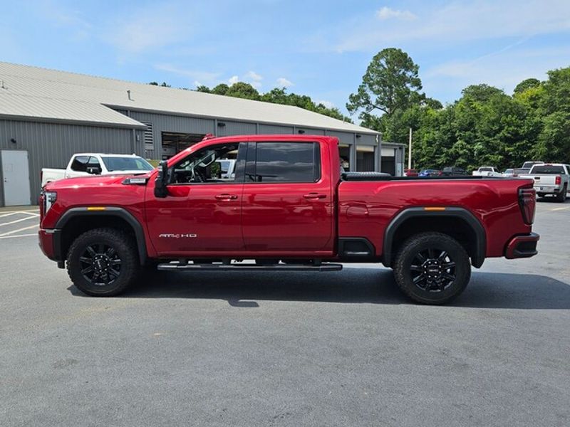 2024 Gmc Sierra HD AT4 photo 4