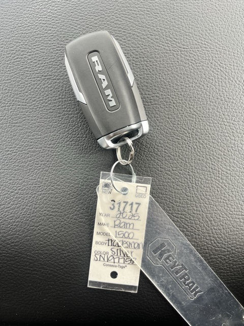 2025 Ram 1500 Tradesman photo 24