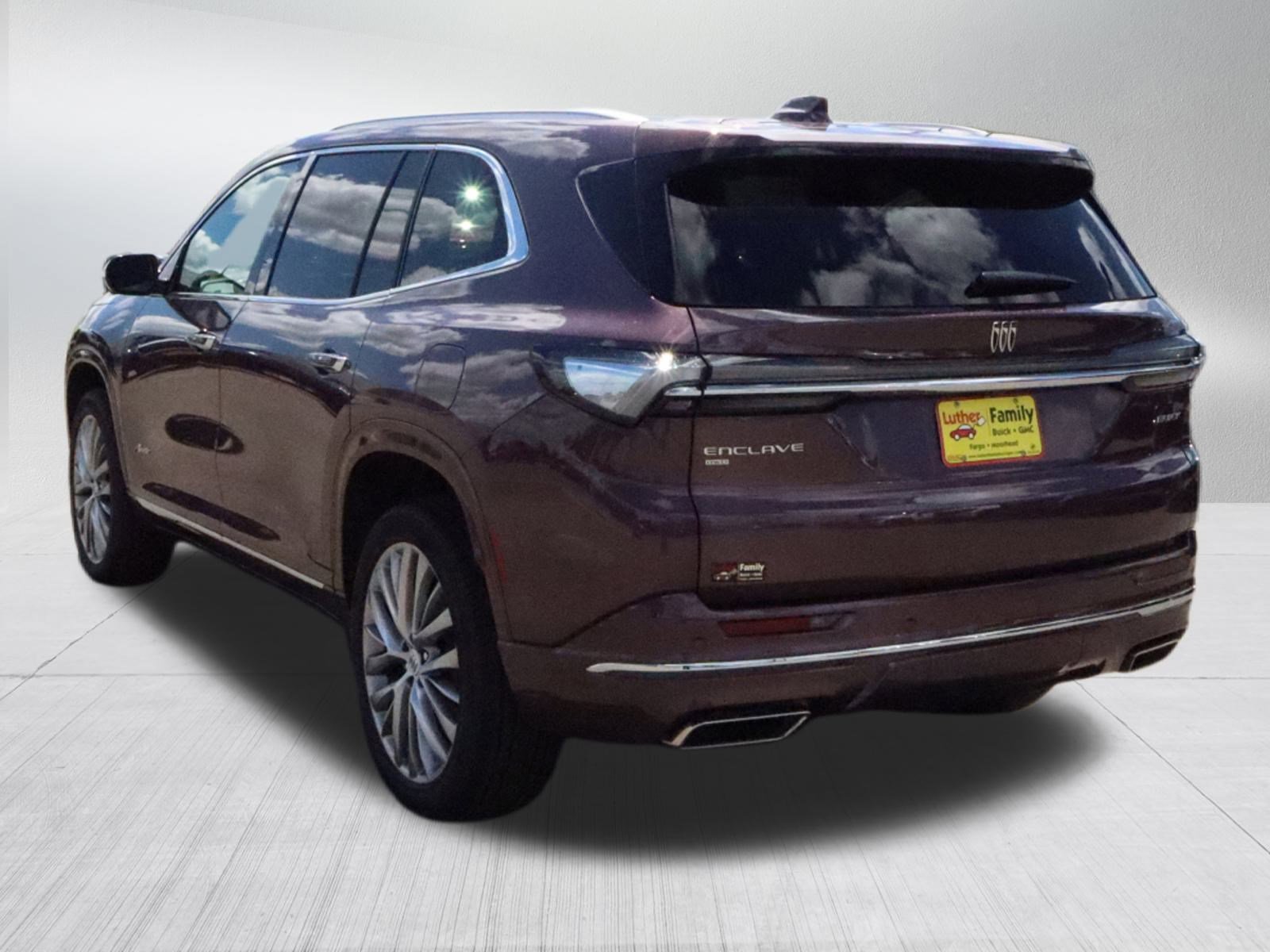 2025 Buick Enclave Avenir photo 5