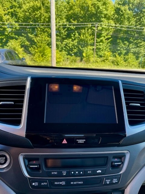 2017 Honda Ridgeline RTL-T photo 4