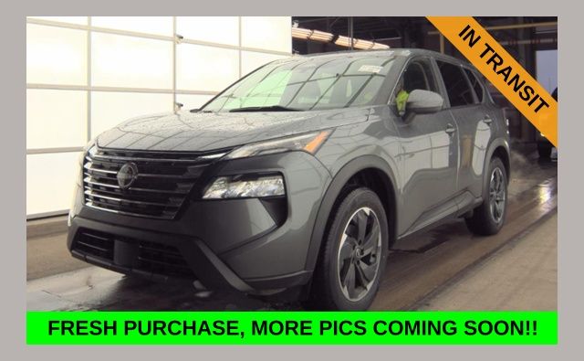 2024 Nissan Rogue SV's photo