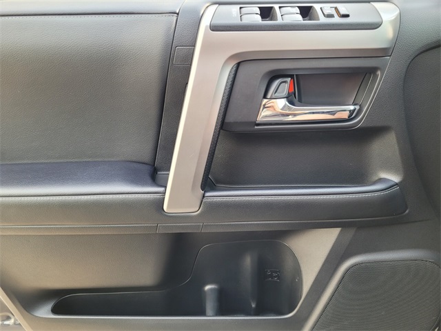 2024 Toyota 4Runner SR5 4WD photo 35