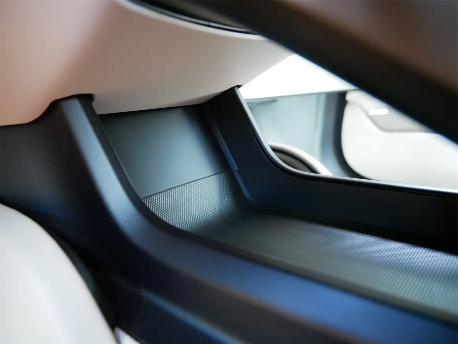 2023 Porsche Taycan 4S Cross Turismo photo 14