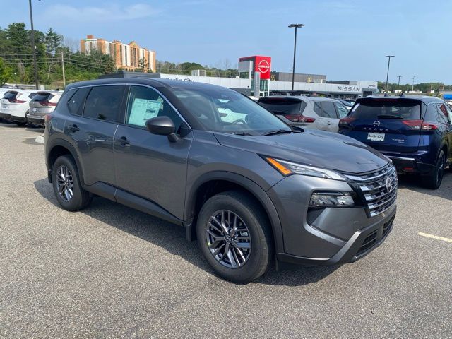 2026 Nissan Rogue S photo 17