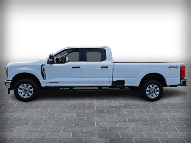 2024 Ford F-350 photo 4