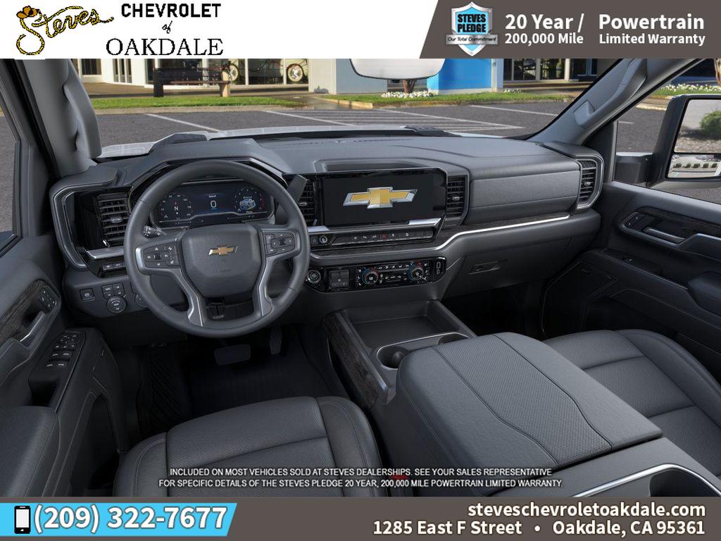 2026 Chevrolet Silverado 2500HD LTZ photo 15