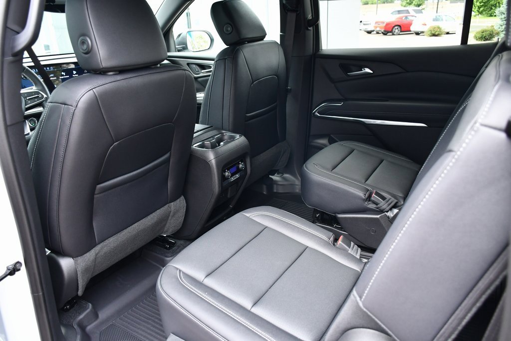 2026 Chevrolet Traverse photo 24