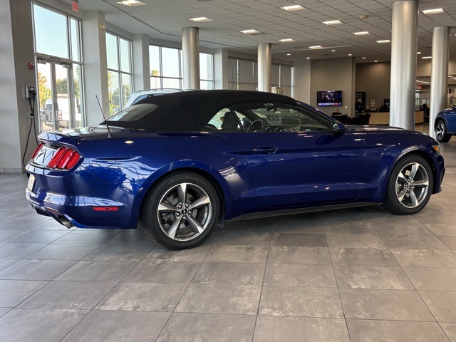 2015 Ford Mustang V6 Convertible photo 12