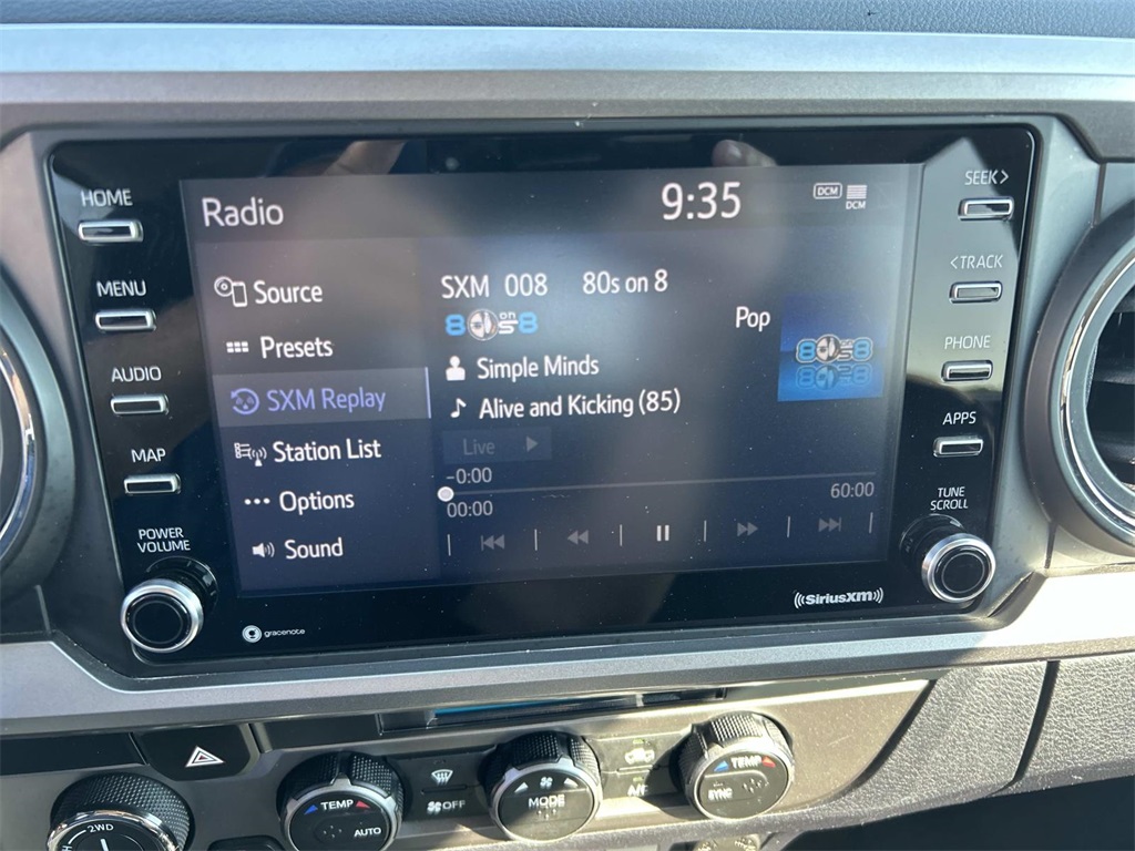 2021 Toyota Tacoma SR5 photo 31