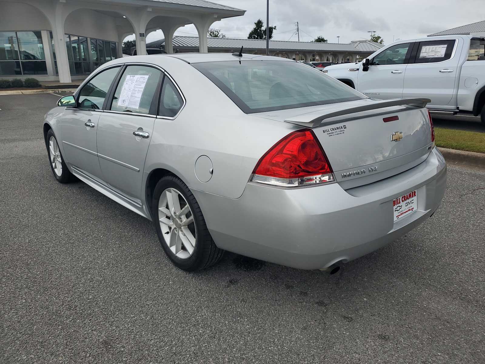 2015 Chevrolet Impala Limited LTZ Fleet photo 3