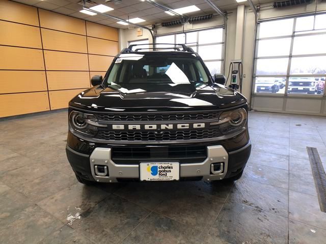 2025 Ford Bronco Sport Badlands photo 3