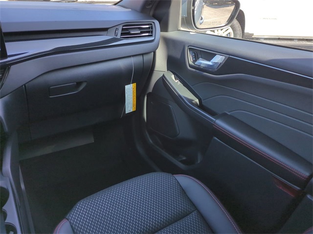 2026 Ford Escape ST-Line Elite photo 14