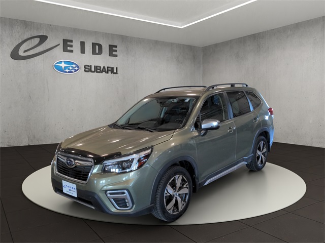 2021 Subaru Forester Touring photo 2