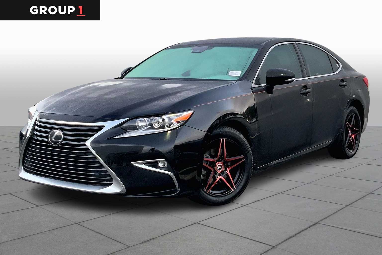 2017 Lexus ES 350's photo