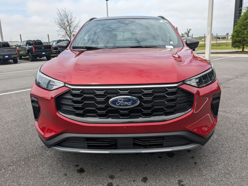 2025 Ford Escape ST-Line photo 8