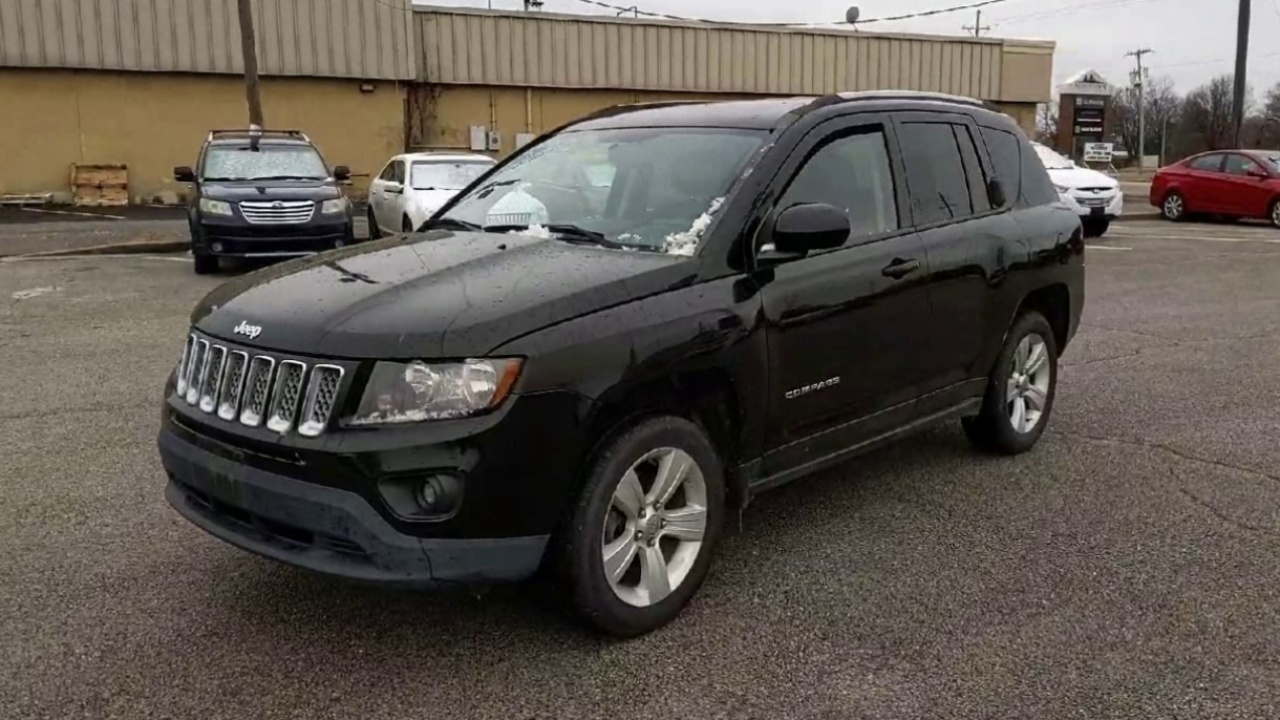 2016 Jeep Compass Latitude photo 4