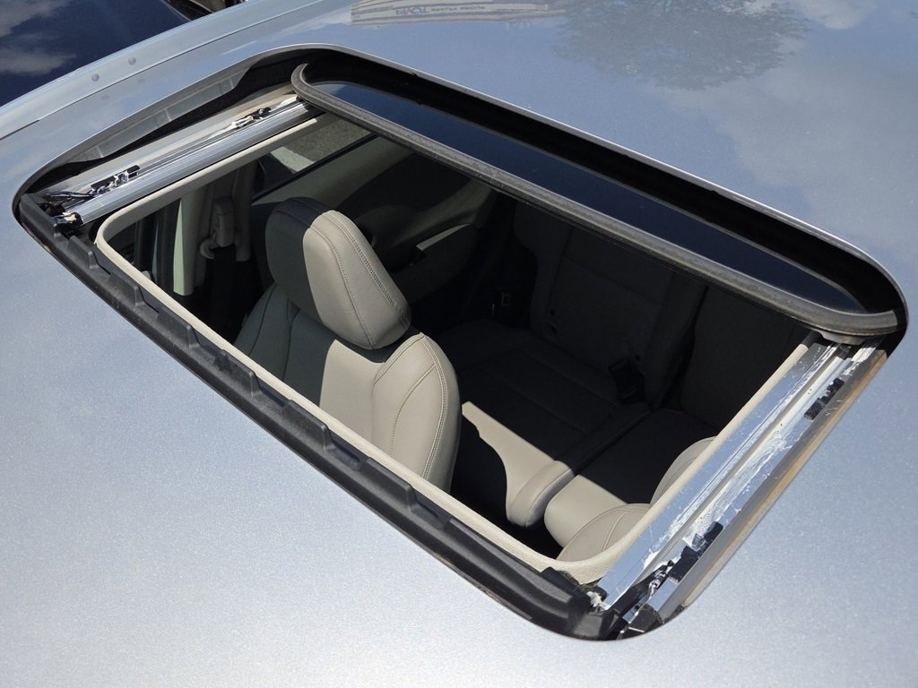 2019 Honda HR-V EX-L photo 4