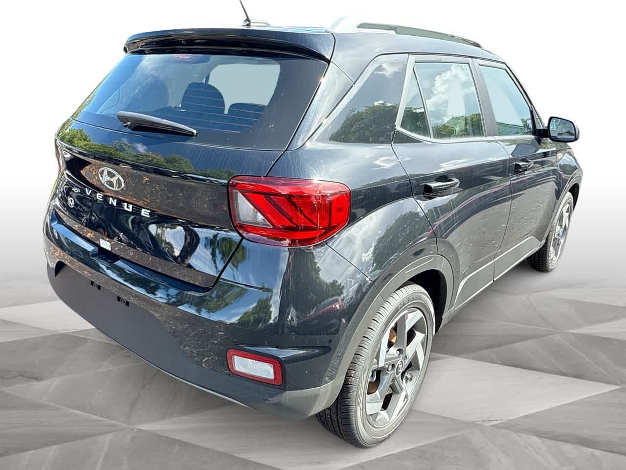 2025 Hyundai Venue SEL photo 7