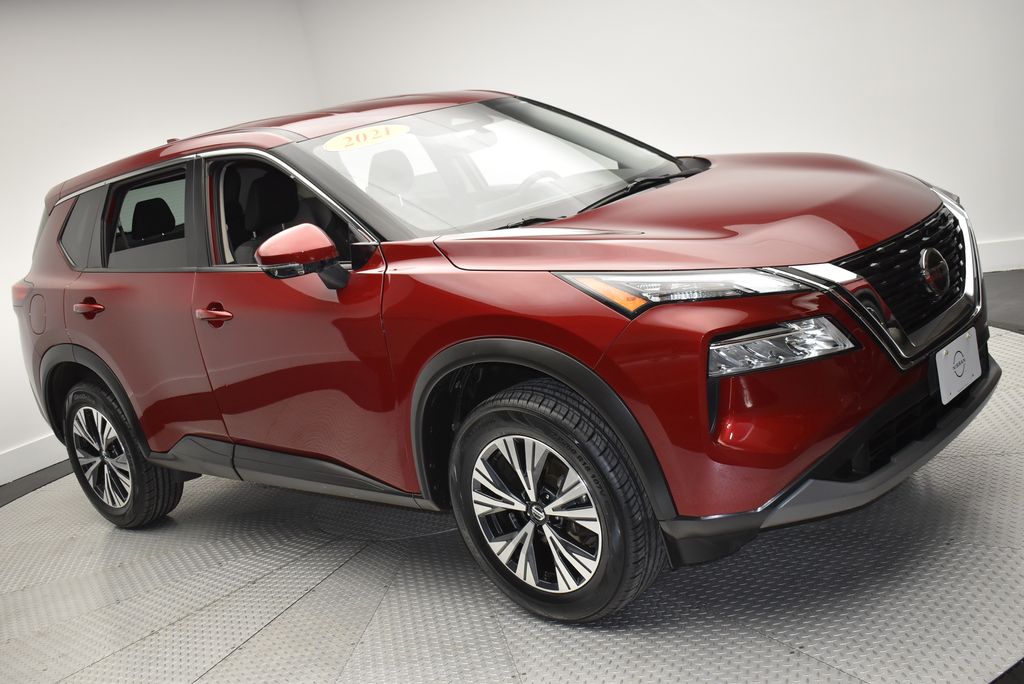 2021 Nissan Rogue SV photo 2