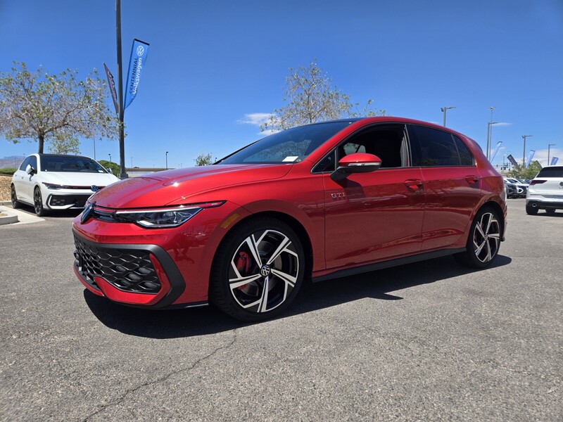 2025 Volkswagen Golf GTI SE photo 2