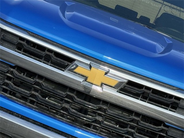 2026 Chevrolet Silverado 1500 LT photo 3