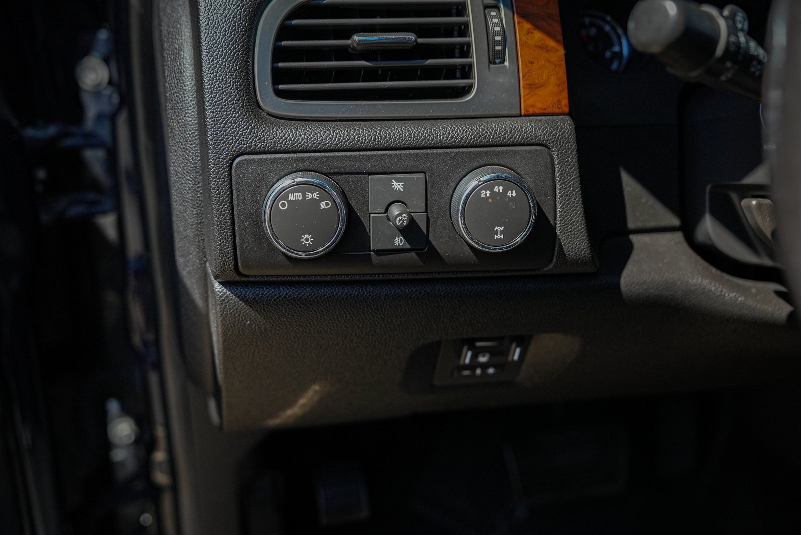 2007 Chevrolet Silverado 2500HD LTZ photo 16