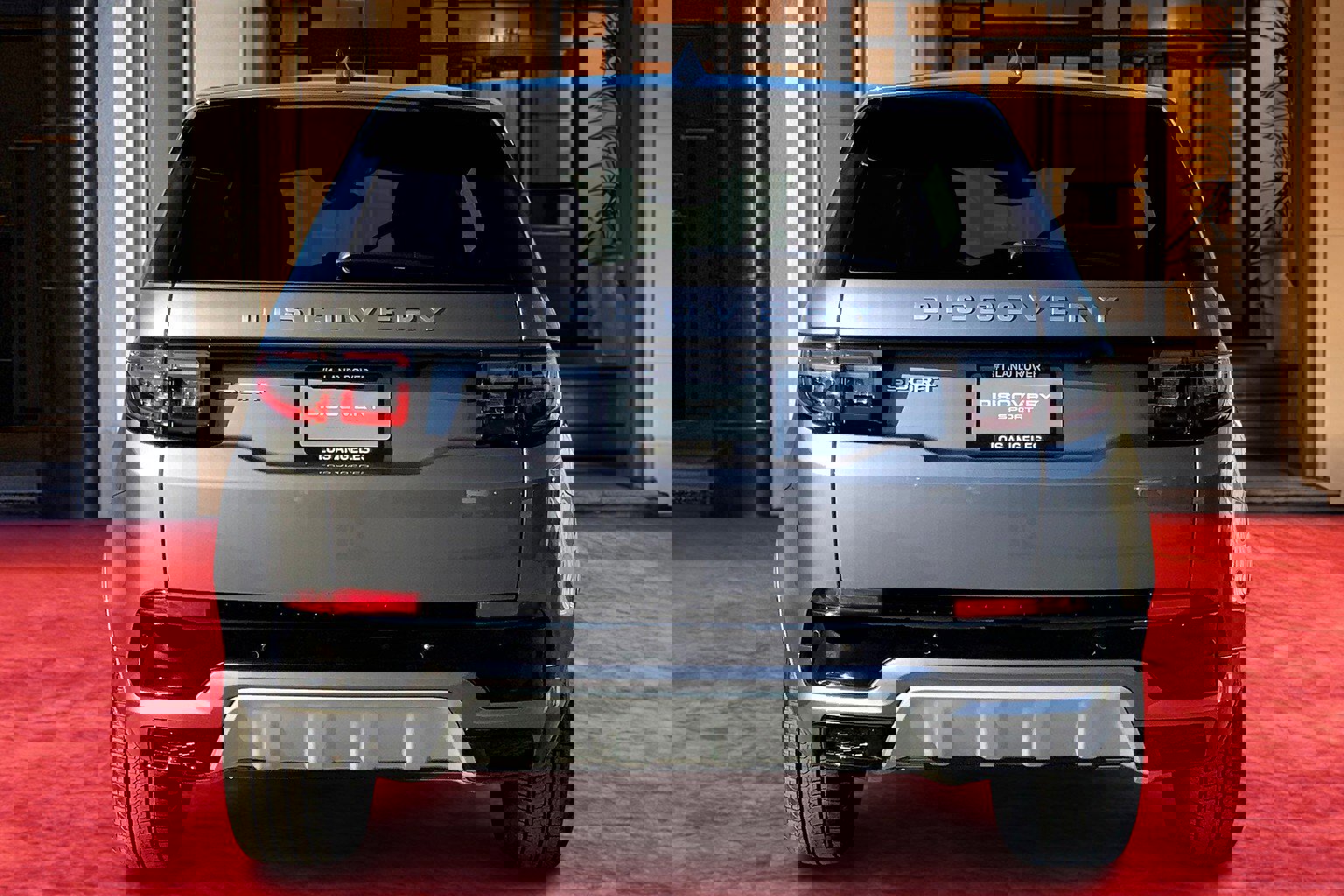 2025 Land Rover Discovery Sport S photo 2