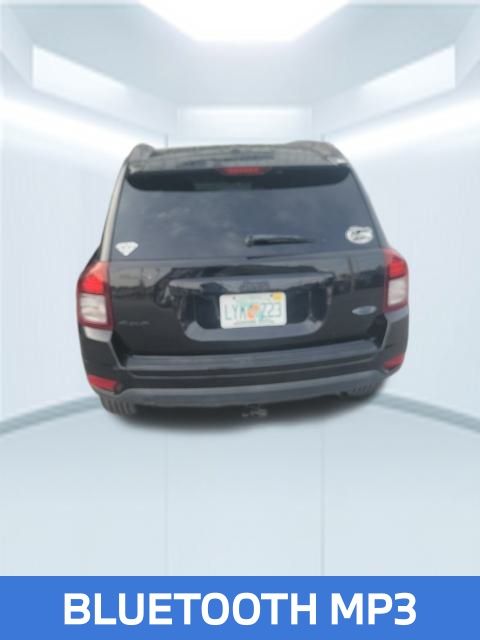 2015 Jeep Compass Altitude photo 2