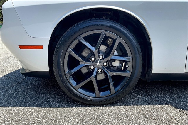 2022 Dodge Challenger SXT photo 26