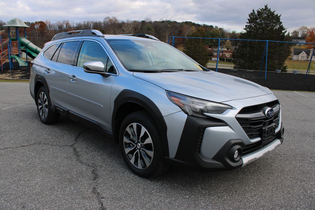 2024 Subaru Outback Touring XT photo 2