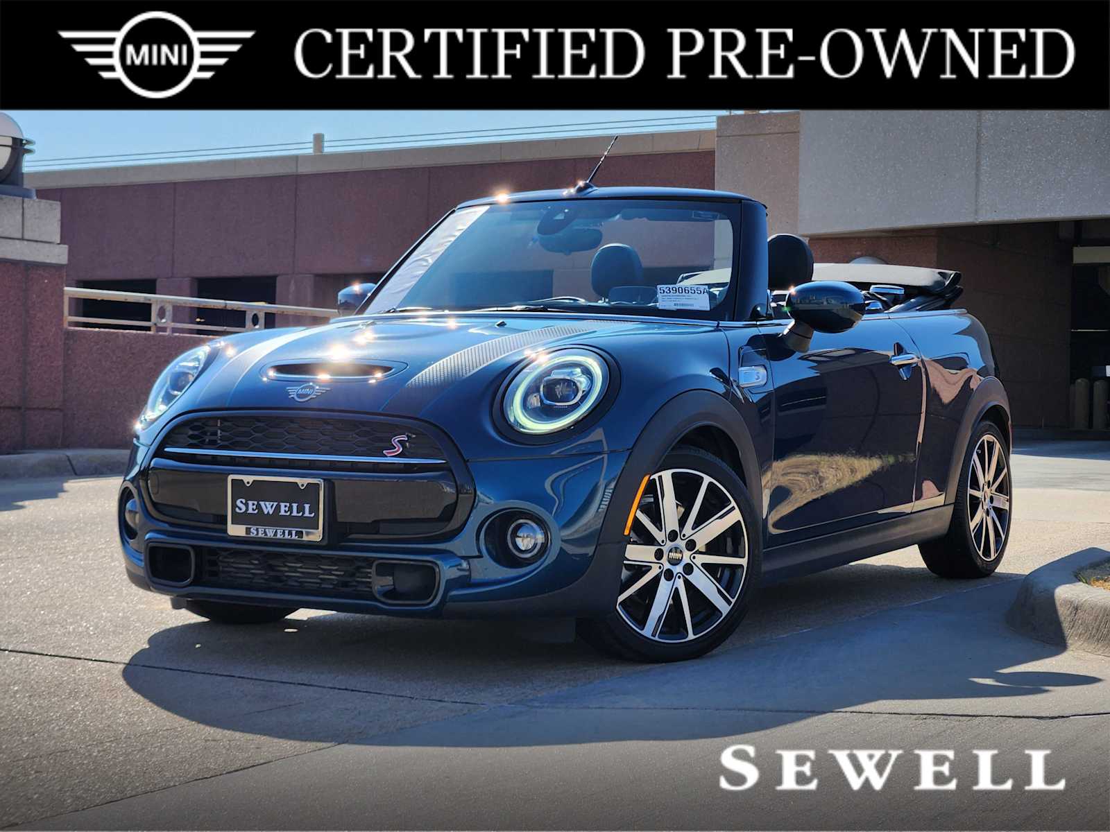 2021 MINI Convertible S's photo