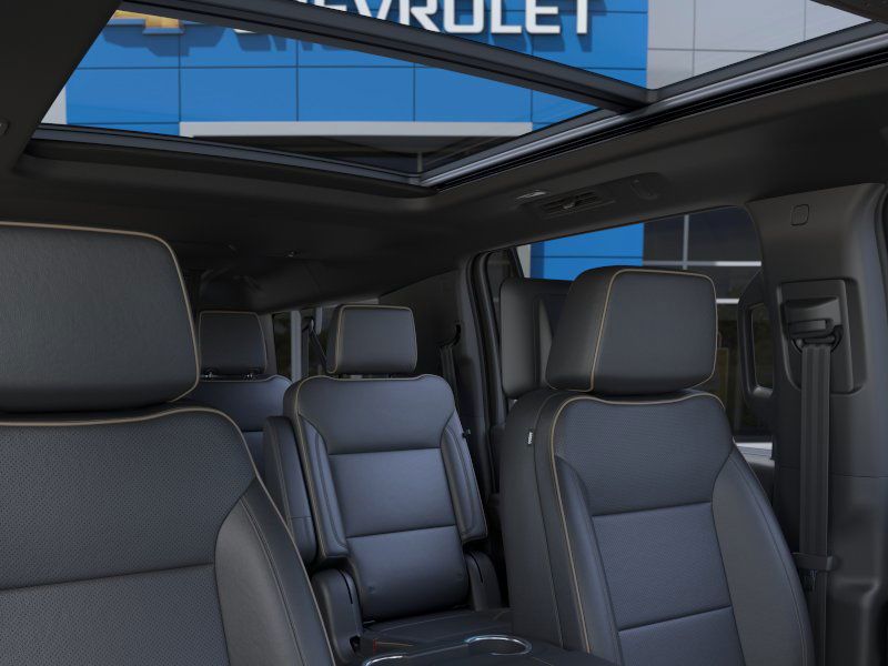 2025 Chevrolet Suburban Premier photo 23